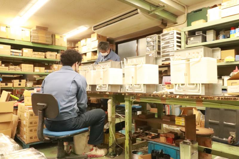 採用の男女